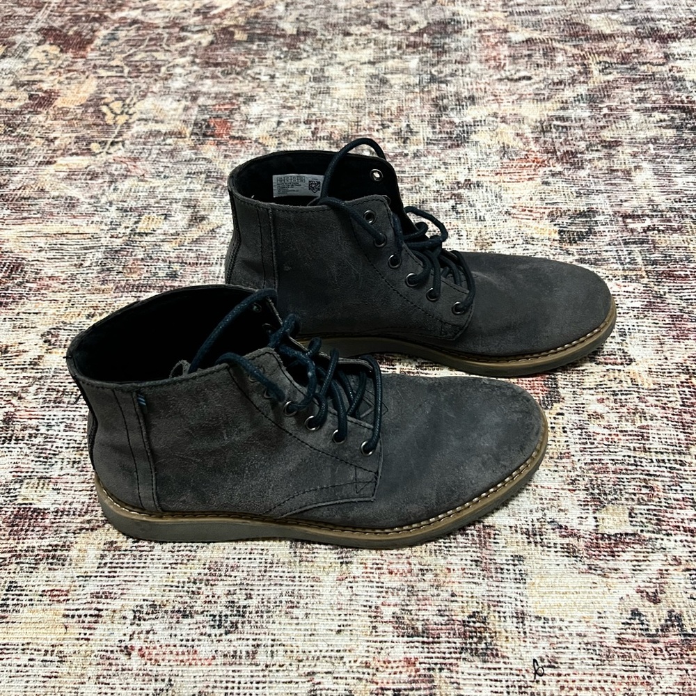 Toms Gray Lace-Up Boots